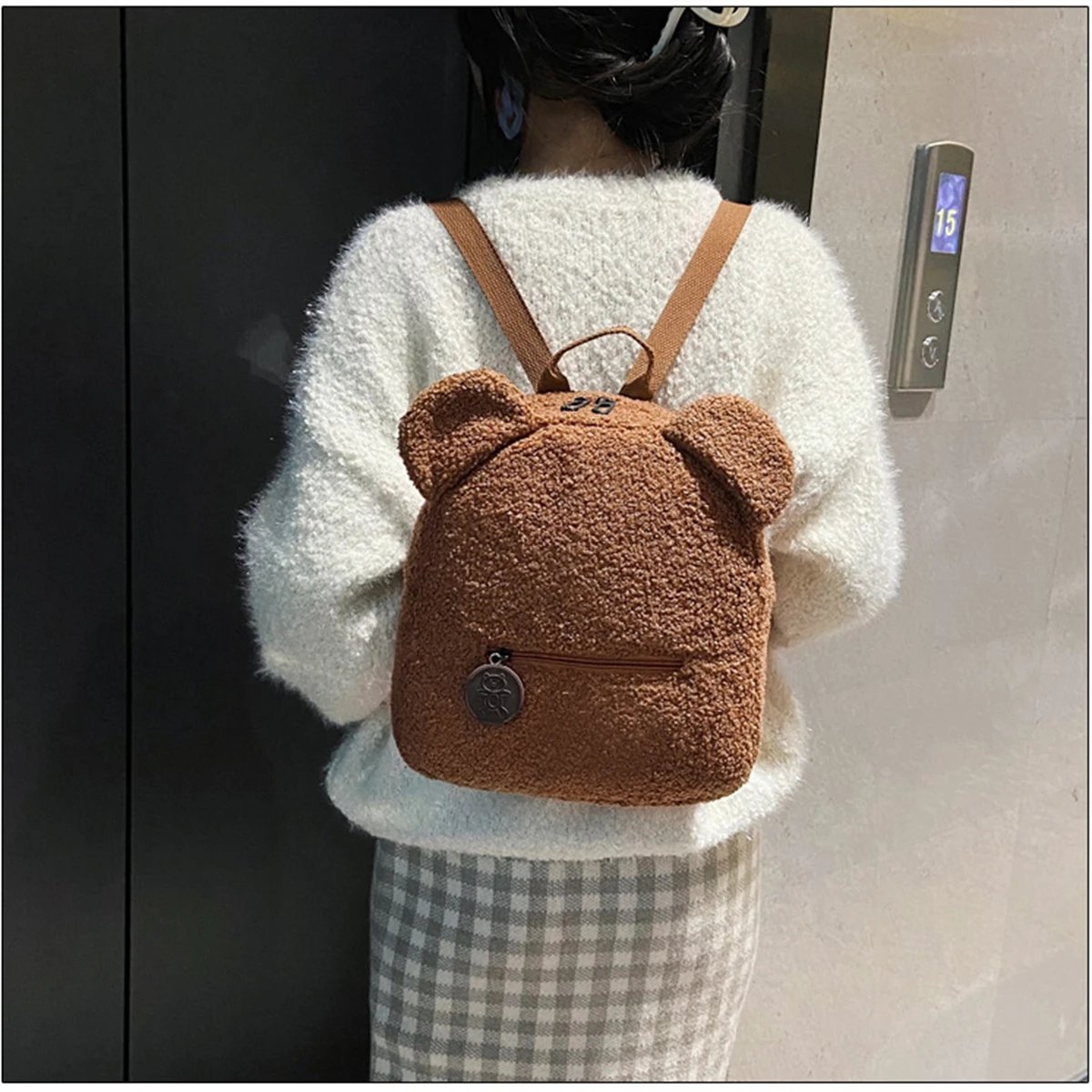 

Plush Backpack Women's Bag Autumn/Winter New Korean Version Cute Little Bear Ear Backpack