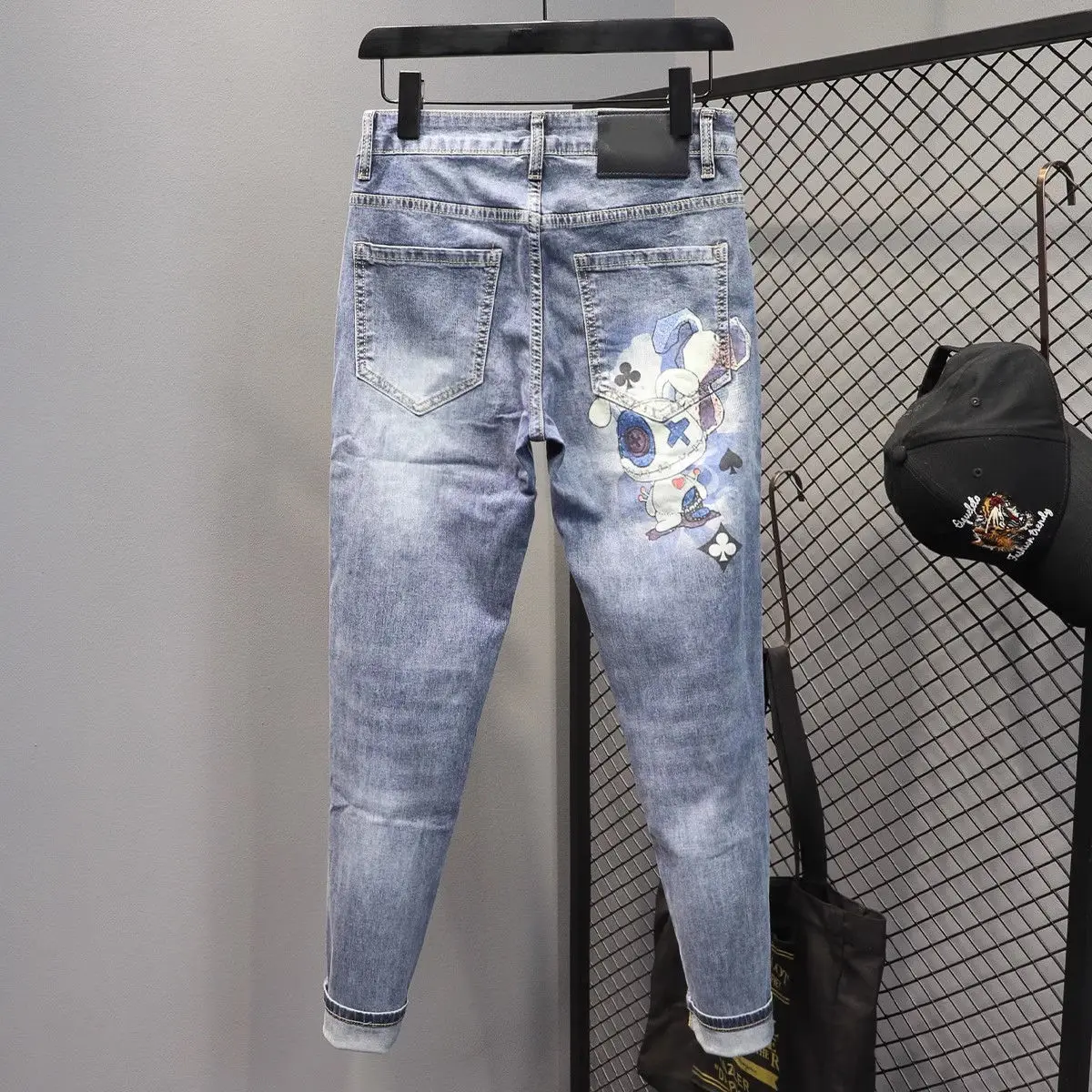 Spring and Autumn 2025 Elastic Slim Small Foot Jeans Men's Korean Trendy Versatile Luxury Clothing Trendy Graffiti Printed Pants