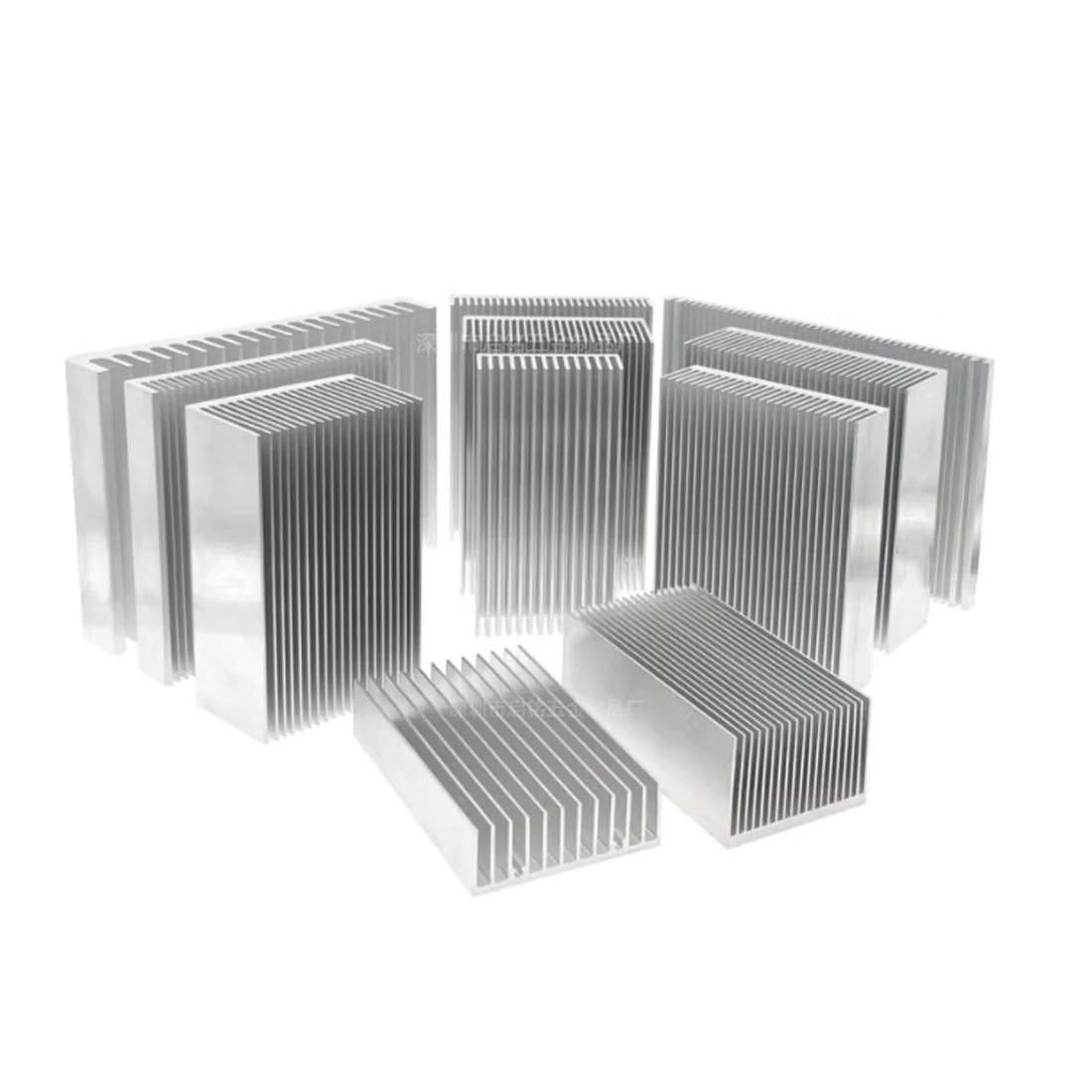 الألومنيوم المبرد المبرد بالوعة الحرارة لتبريد رقاقة IC الإلكترونية مع شريط موصل حراري 50x18.5x40 مللي متر ~ 300x66x45 مللي متر #2