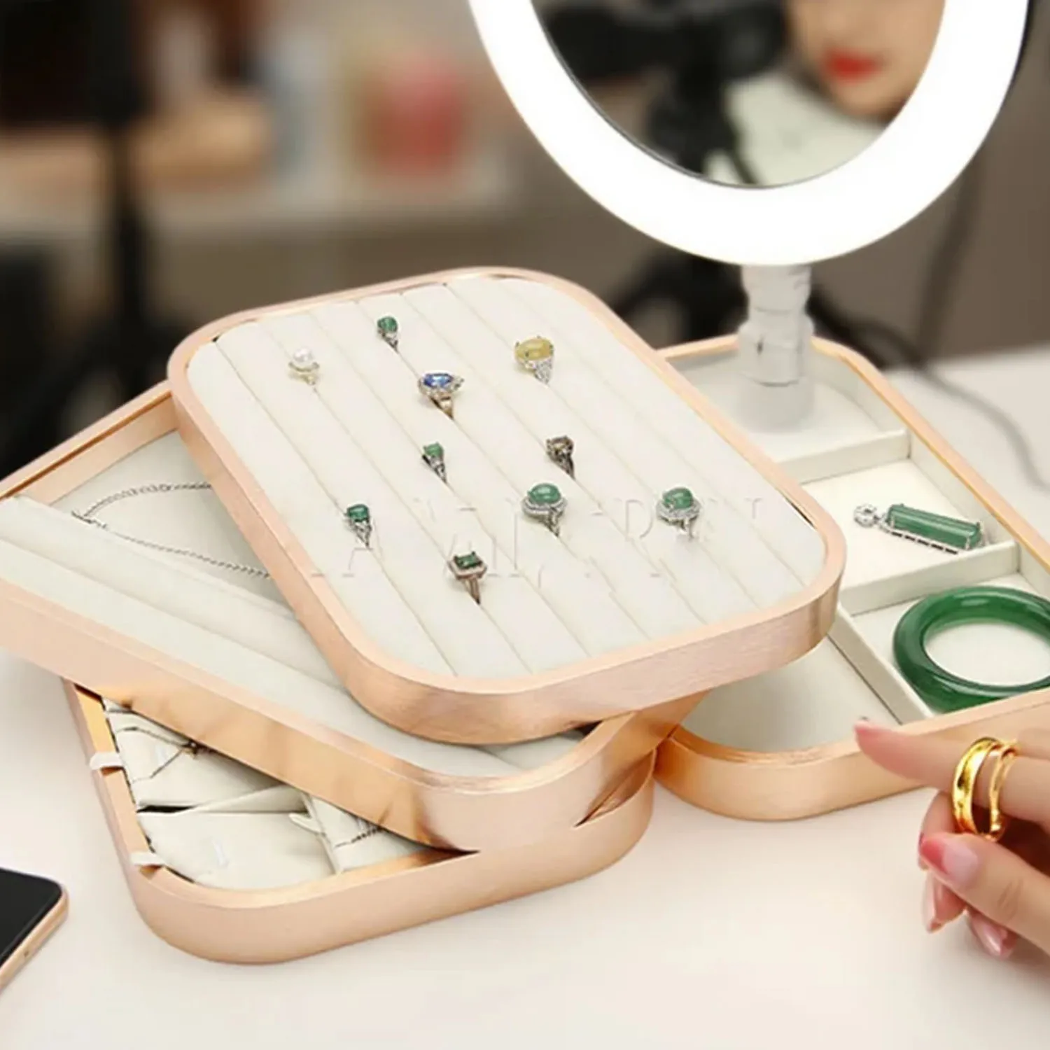 

Luxury Jewelry Display Tray - Metal Ring Necklace Bracelet Organizer for Boutique & Live Stream