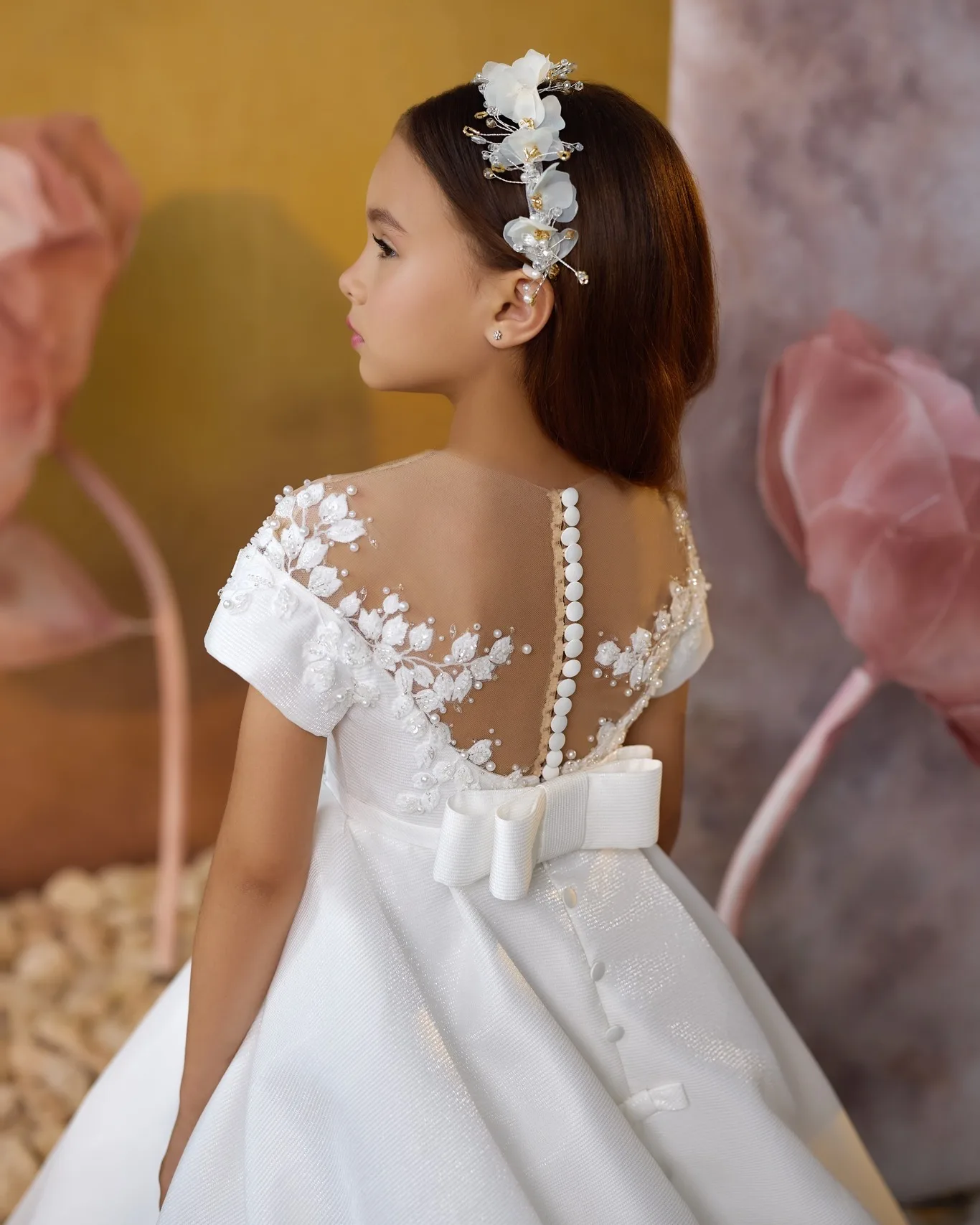 Robes de demoiselle d'honneur en satin blanc pour mariage, robes de première communion de bébé perlées personnalisées pour petites filles, fête d'anniversaire