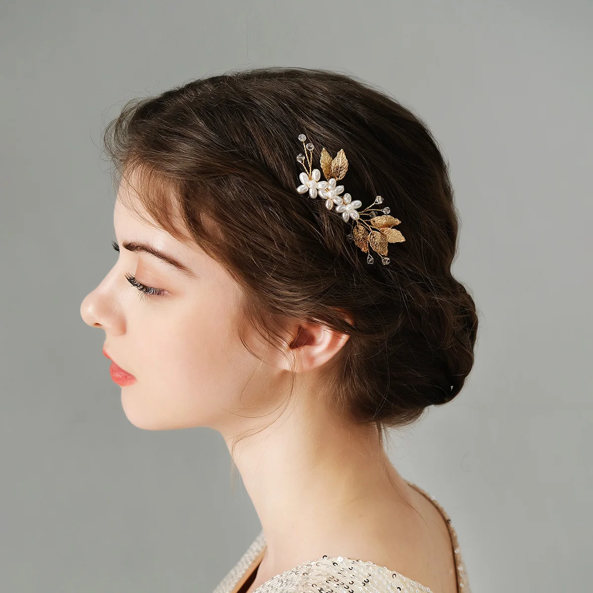 Golden Fashion Handmade Crystal Pearl Flower Hair Comb Luxury Metal Side Hair Clips Bridal Plate Hair Headdress Jewellery