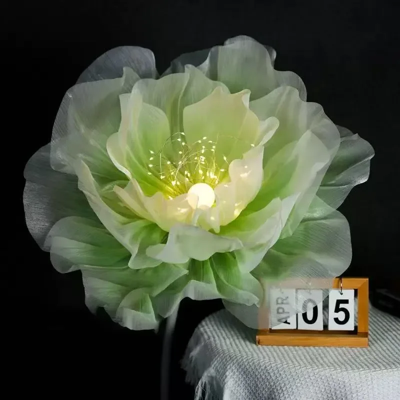Eugen Yarn Artificial Flowers with LED Lights for Photography Props Home Decor Scene Arrangement Simulation Floral Decoration