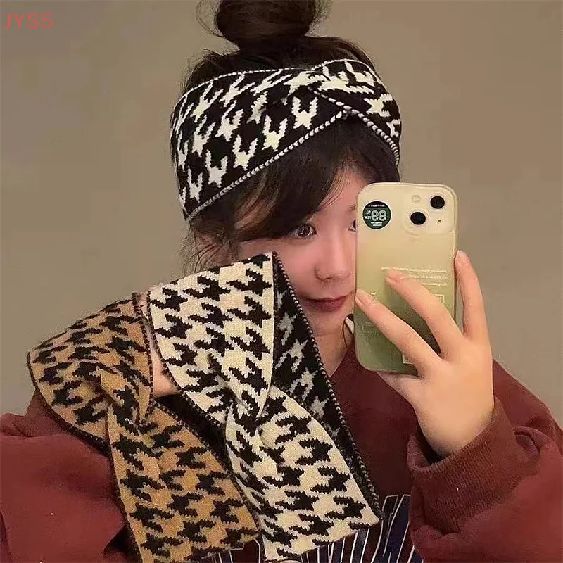 Рисунок 2 - Модная женская вязаная шерстяная