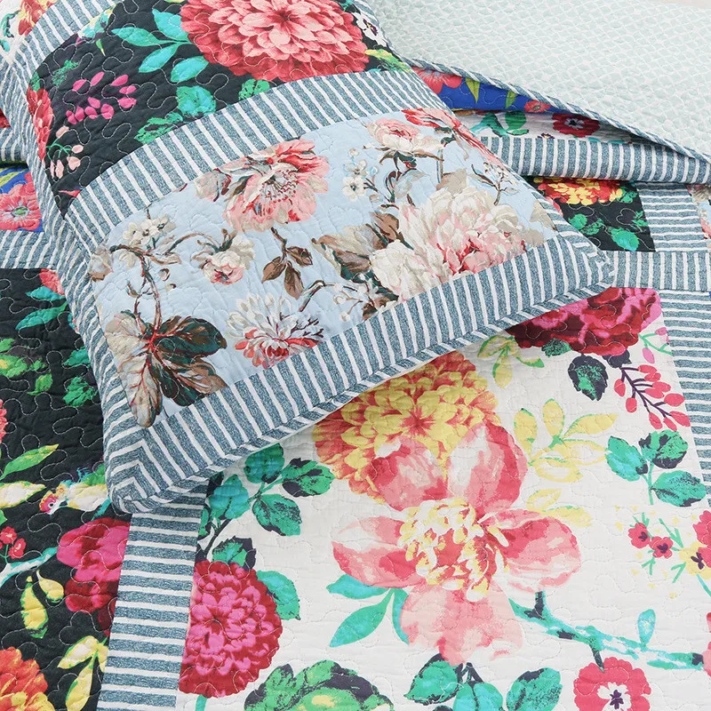 Floral Plaid Bedspread on Bed, Cotton Quilt Set, Quilted Blanket with Pillowcases, Home Double Bed Cover, Summer Coverlet, 3 Pcs