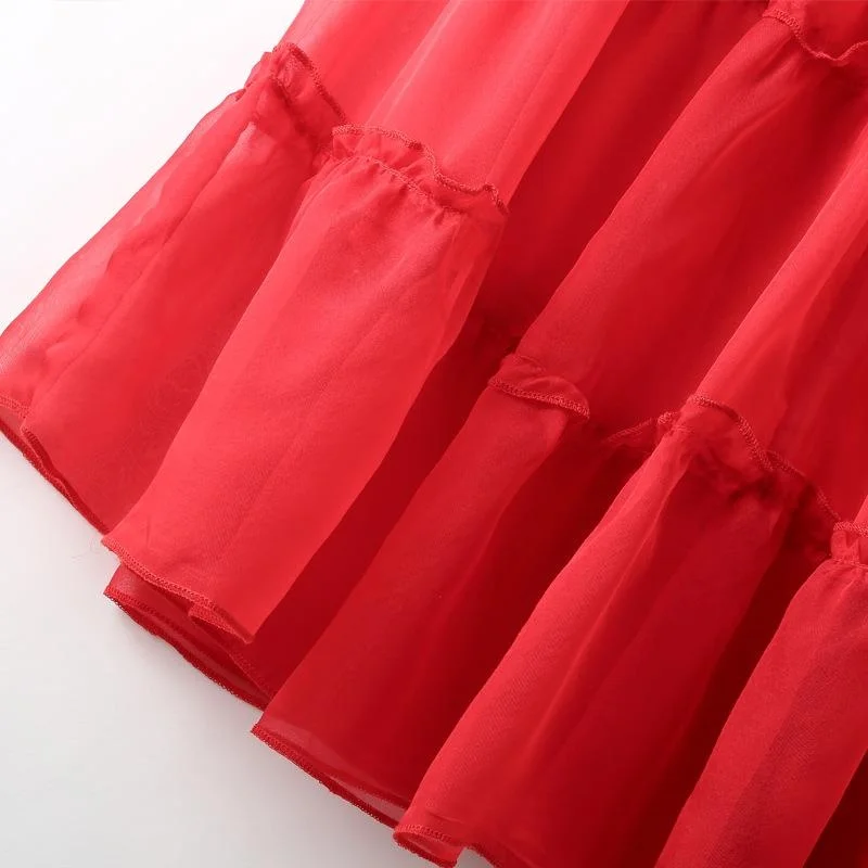 تنورة حريرية بلون نقي مع حاشية مطوية وخصر مرن على شكل حرف A بتصميم تنحيف مناسب لملابس المنزل