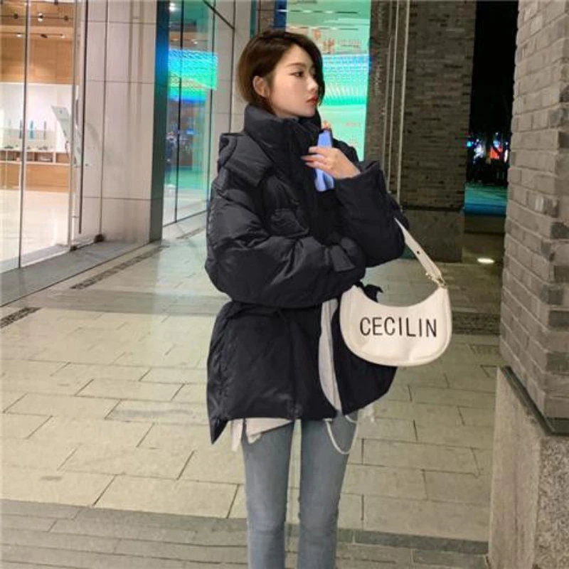 2023 Winter New Hooded Bread Coat Down Padded Coat Women\'s Thickened Padded Jacket Women Winter Coat