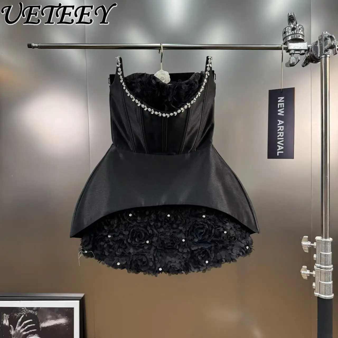 

New Heavy Beaded Rhinestone Embellished Floral Design Short Sleeveless Dress Niche High-End Elegant Black Party Tube Dress
