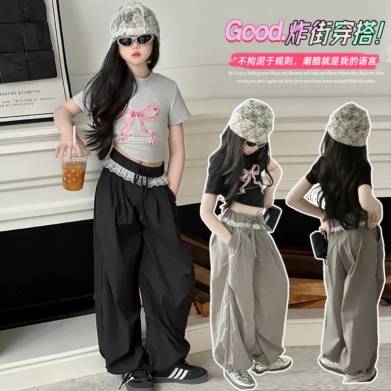 

Комплект одежды для уличных танцев в стиле хип-хоп для девочек-подростков, футболка с бантом и жемчугом + кружевные брюки-карго, костюм для младшего ребенка из 2 предметов, детская одежда