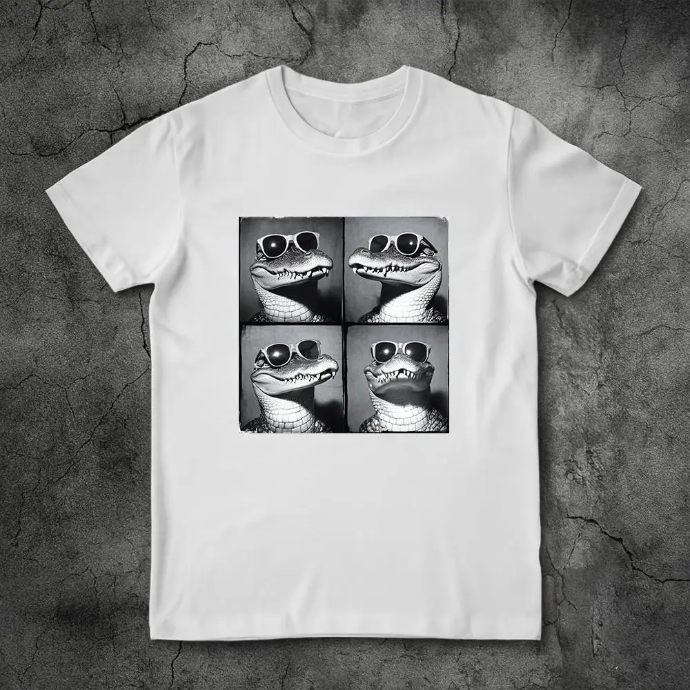 

Fun Animal Sunglasses Printed T-shirt Summer Basic Animal Pattern Tops For Men And Women Street Fashion Round Neck Short Sleeves