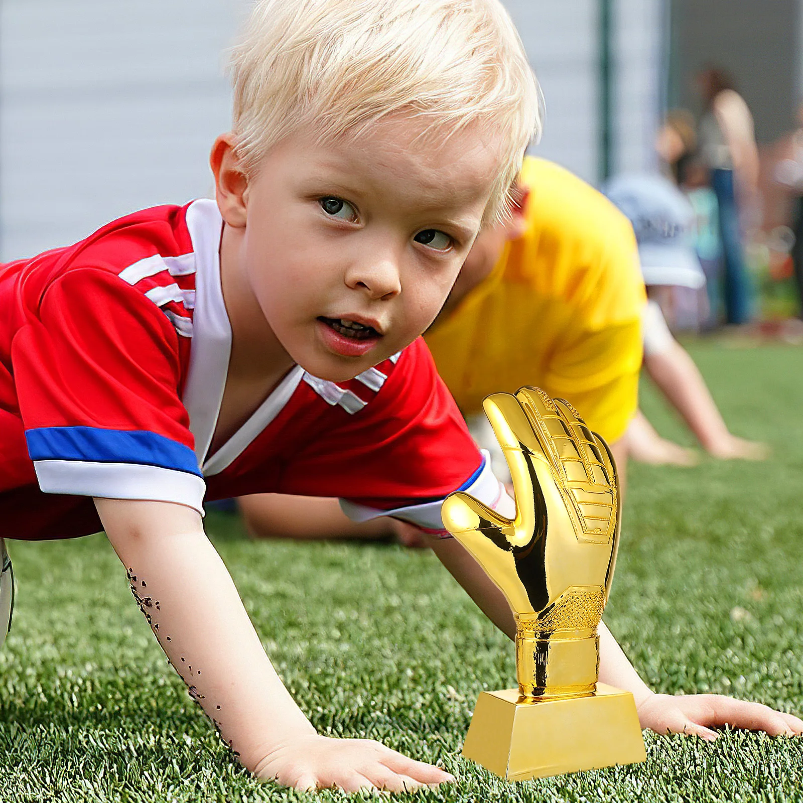 

Вратарские перчатки Golden Trophy Cup, маленькие футбольные награды, приз, детская спортивная вечеринка, компактные декоративные памятники
