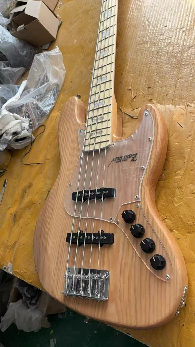 Natural color high quality 5-string electric bass，Transparent pickpocket，Active electronics，Live photos, free shipping