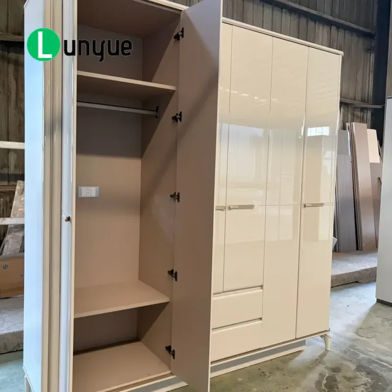 Nordic Style Modern 6 Door Wardrobe High End Eco Friendly HDF Bedroom Furniture Storage Cabinet for Home Organization