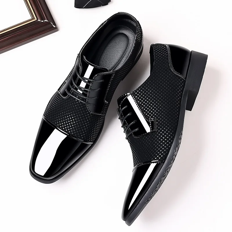 Zapatos de vestir clásicos para hombre, calzado Formal de charol Oxford con cordones, color negro, y boda para fiesta, novedad de 2024