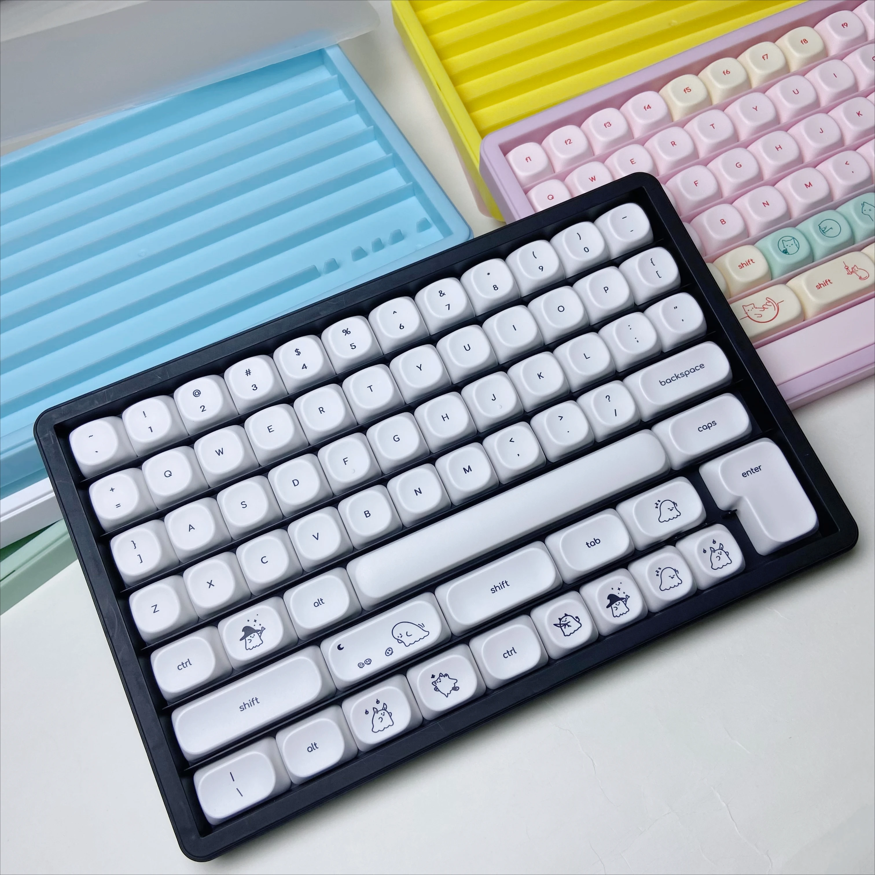 Keycaps Storage Box Key Caps Organizer Dust-Proof Storage Box ABS Material Multi-Layer Stackable