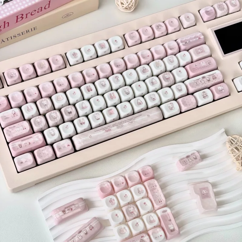 Cute Pink Cat Theme Keycaps Set Customized PBT Sublimation MOA Profile Keyboard Cap 134keys for Mechanical Keyboard Accessories