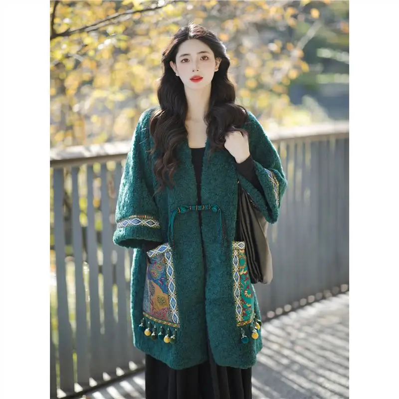 2024 Autumn and Winter New Button Green Trendy New Coat for Women Chinese Style Winter and Tang Style Cardigan