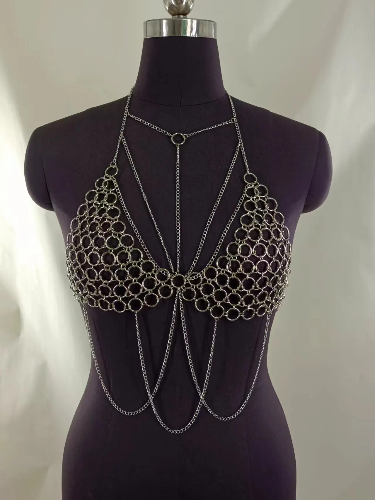 2023 The latest Chinese design hot body chain accessories Fashion multi-layer pearl chest chain luxury accessories