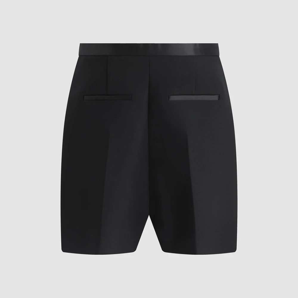 Elegant Ladies Shorts Mid Length Straight Suit Shorts Hidden Button Closure Back Welt Pockets Minimalist Workwear Casual Shorts