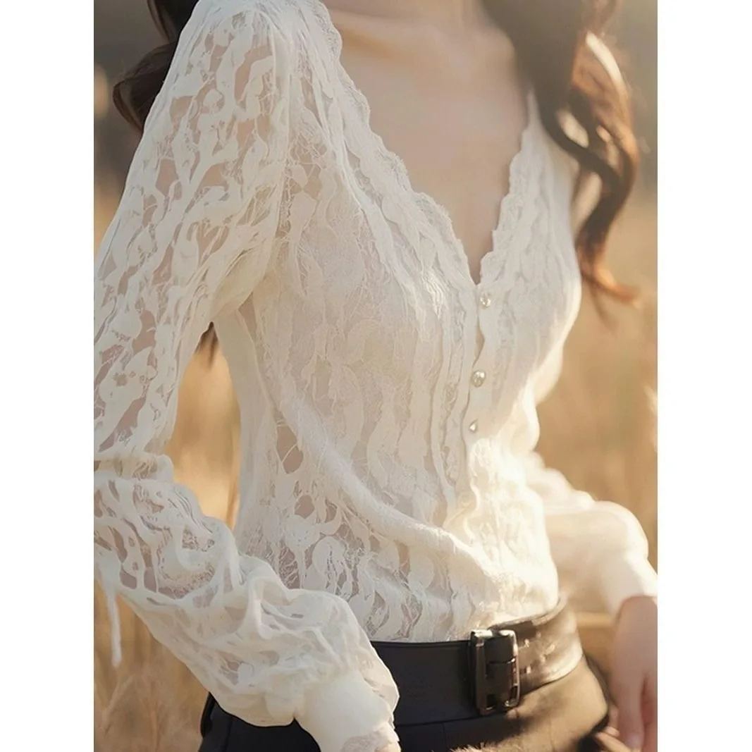 

Модная кружевная блузка с V-образным вырезом для ранней весны, тонкая, легкая, для повседневной носки, свободного кроя, с длинными рукавами, из полиэстера