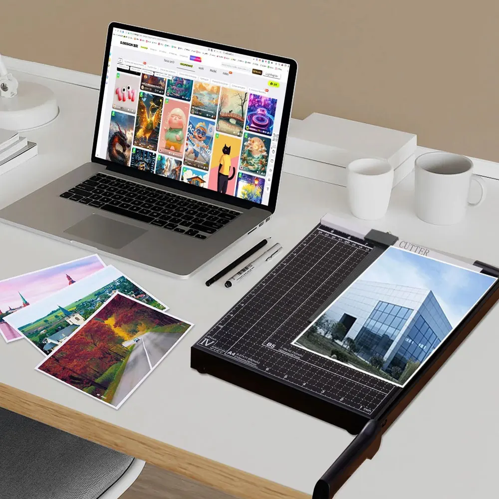 قطعة واحدة من قاطعة الورق الاحترافية مقاس A4 باللون الأسود مع قاعدة معدنية شديدة التحمل لقطع البطاقات والصور والحرف اليدوية.