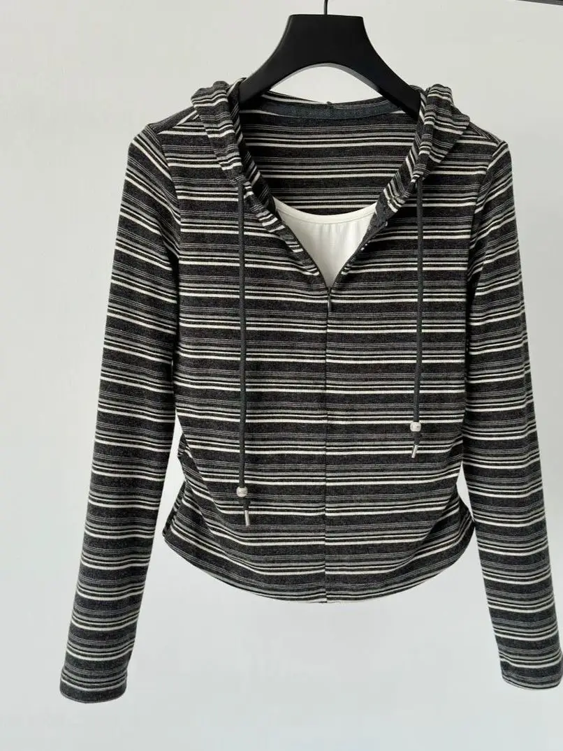 High-End European Style Women's T-Shirt with Hat Striped Long Sleeve Base Shirt Inner Wear Top for Autumn Commute And City Walk