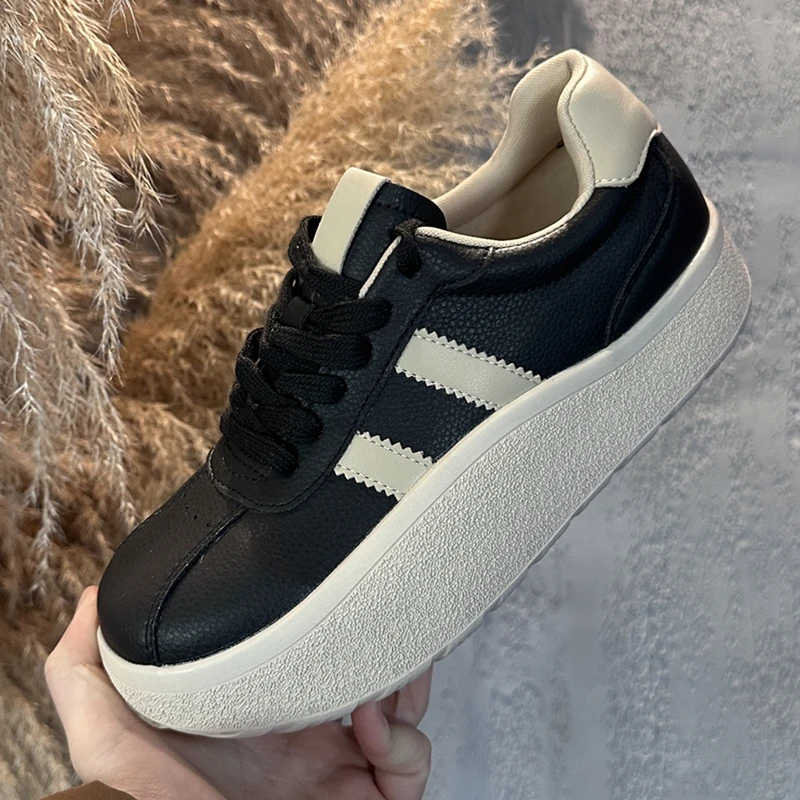 

Women's sneakers Shoes Thick-soled, comfortable, casual women shoes Spring and Autumn Fashionable Student Training Shoes female