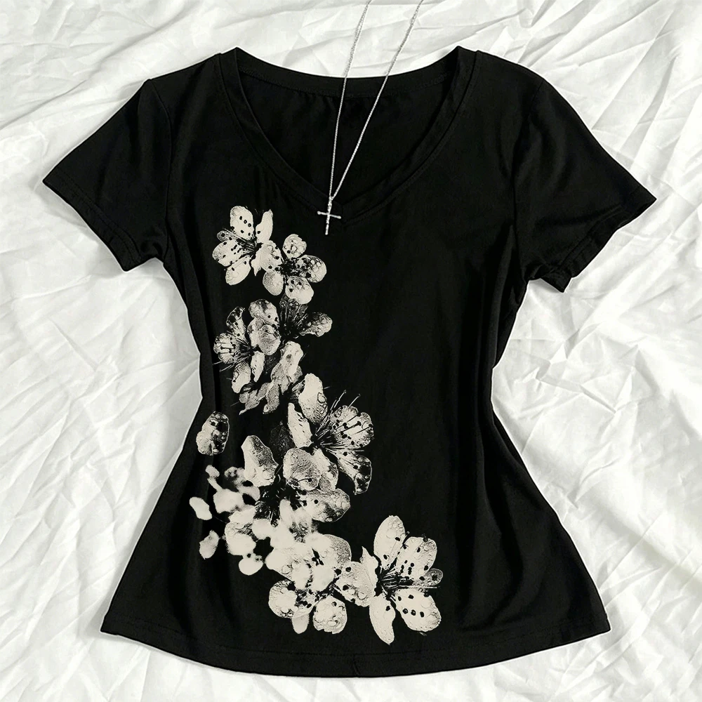 Harajuku's first girl style short sleeved gothic women's clothing for spring 2026, gothic 90s clothing retro Y2k T-shirt for wom