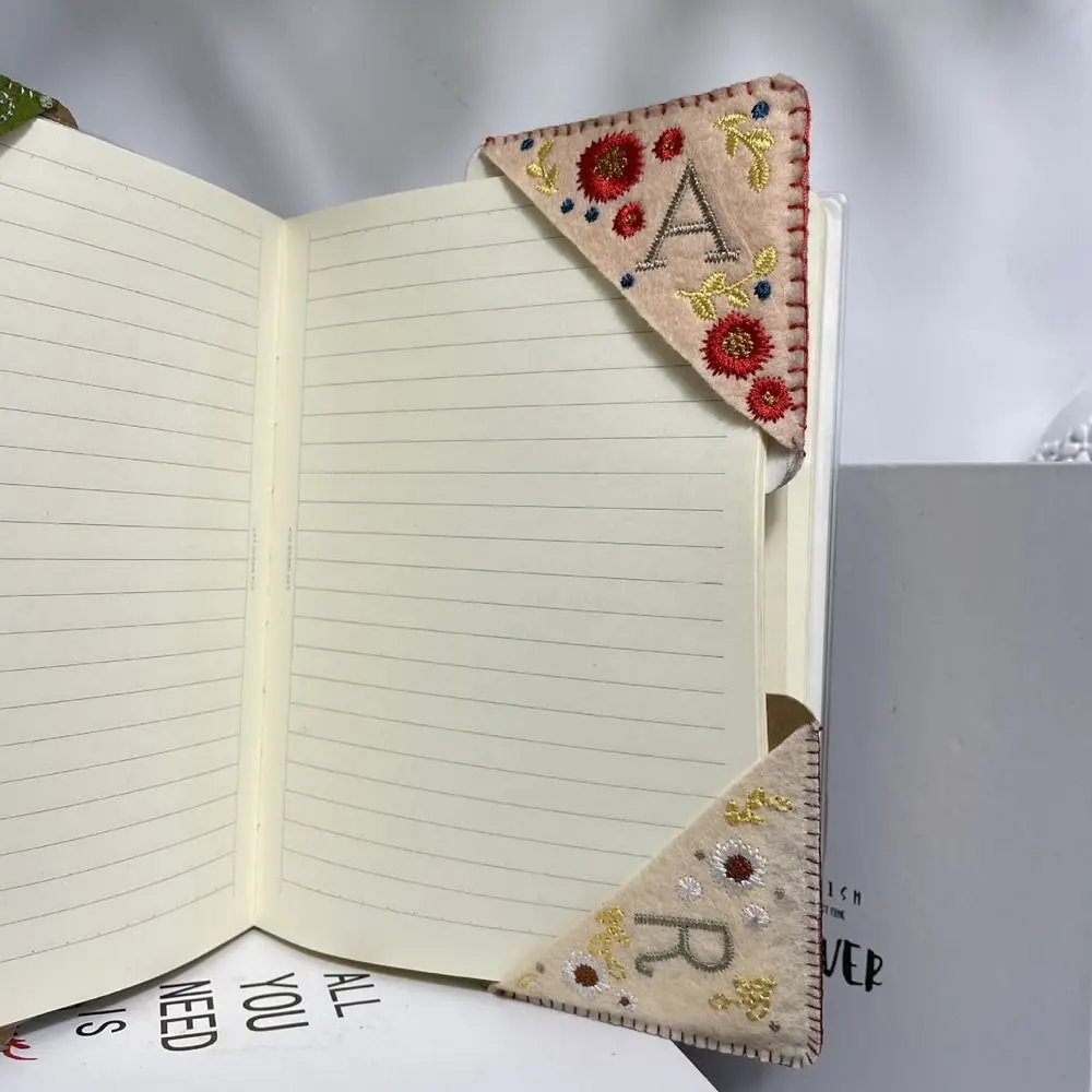 4 szt. 4 Style Ręcznie Haftowane Zakładki do Książek w Rogach Ręcznie Robione Personalizowane Zakładki do Książek w Rogach Szyte Ręcznie Zakładki do Książek w Rogach Cztery Pory Roku