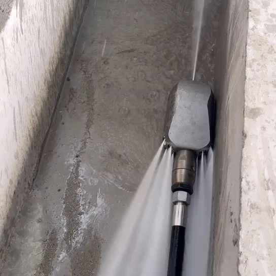 Connected Pressure Washer Nozzle Heavy Duty Cleans Ditches