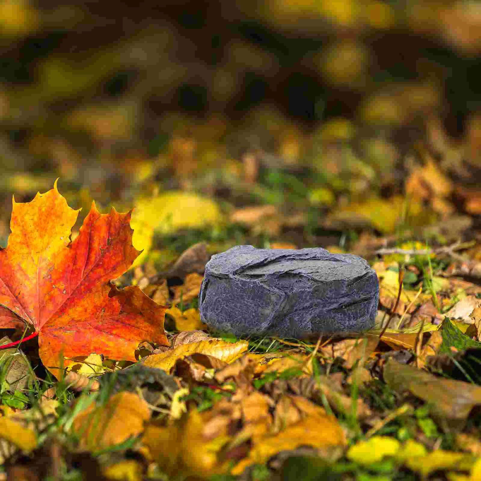 Portachiavi portatile con chiave in pietra simulata Sicurezza domestica per nasconditore esterno Catena decorativa per esterni con porta nascosta a forma di Fob