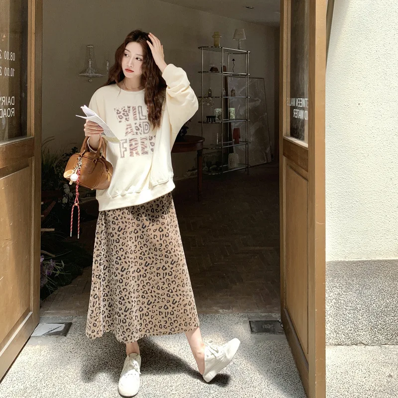 Autumn and winter new trendy Kong Style retro two-piece set women loose letter printing pullover+leopard print half skirt