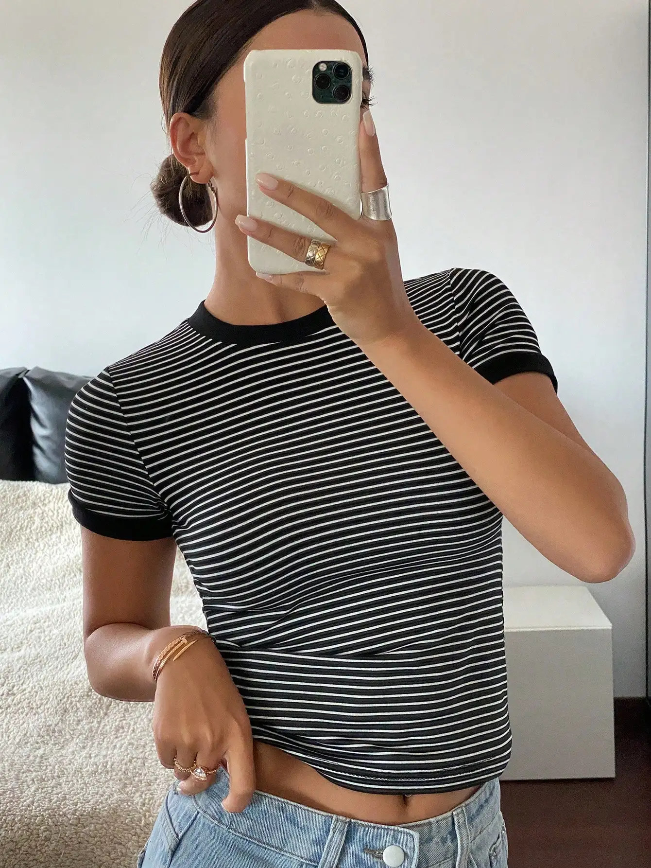 

Women's Striped Short Sleeve Slim Fit T-Shirt, Minimalist Casual Top for Daily Wear