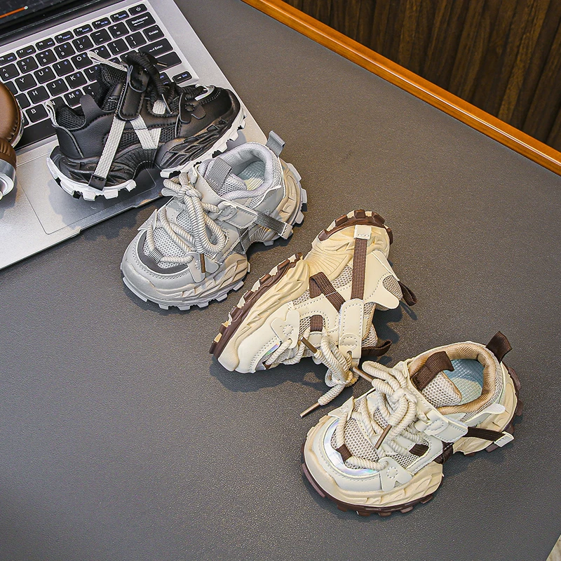 

2025 Children's Sports Shoes Winter New Style Boys' Handsome Anti slip Soft Bottom Comfortable Girls' Casual Shoes