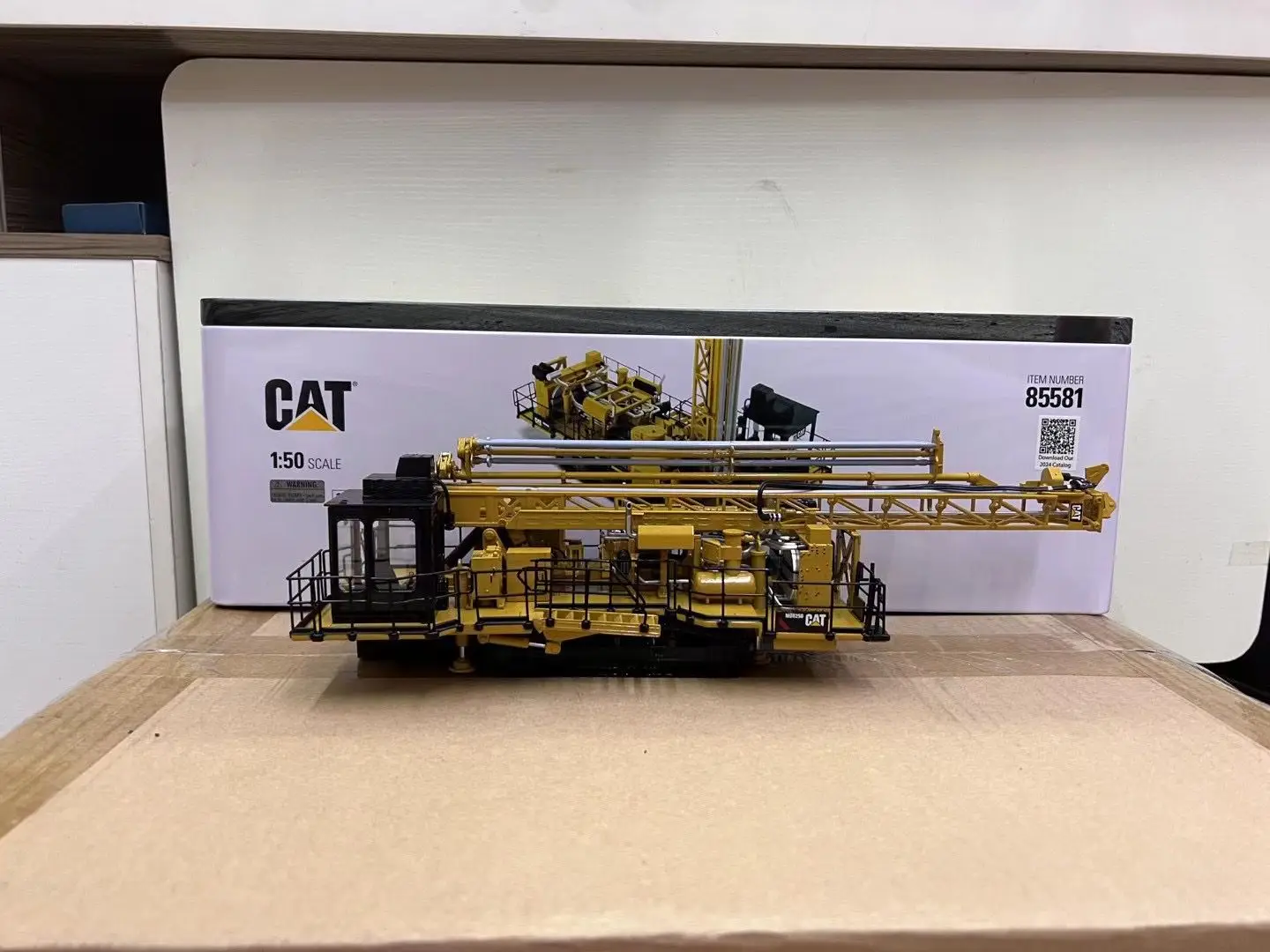 DM MD6250 ROTARY BLASTHOLE DRILL 1/50 SCALE METAL COLLECTION MODEL BY DIECAST MASTERS 85581