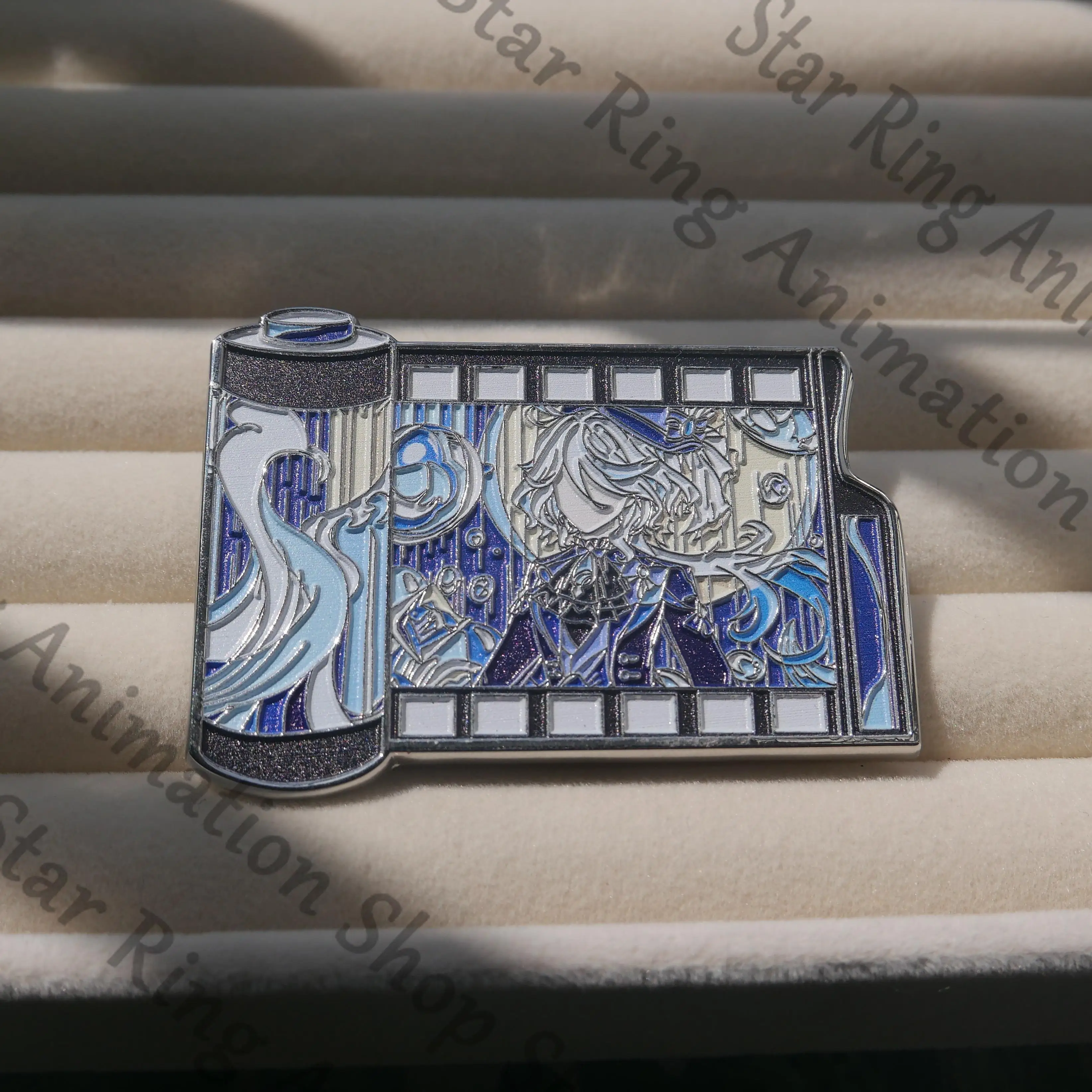 

Anime Genshin Impact Furina Metal Film Brooch Alloy Badge Emblem Cospaly Gift Hallowmas Cartoon Decorate