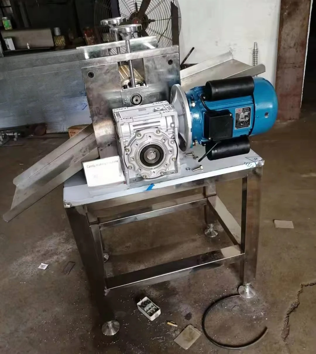 Small Simple Cheapest Hard Sugar Candy Press Making Forming Machine