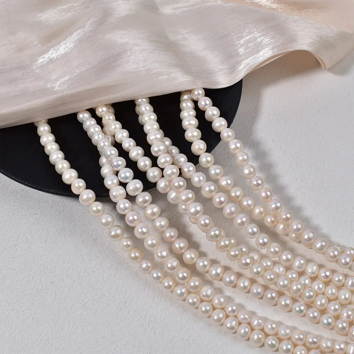 Natural Freshwater Pearls 9-10mm High Quality Real Non-Nuclear Jewelry Egg Shape with Strong Luster 40cm String
