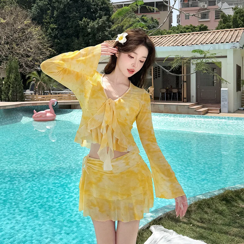 

2025 new large size fat MM split small chest to cover the belly and look thin long-sleeved blouse hot spring swimsuit