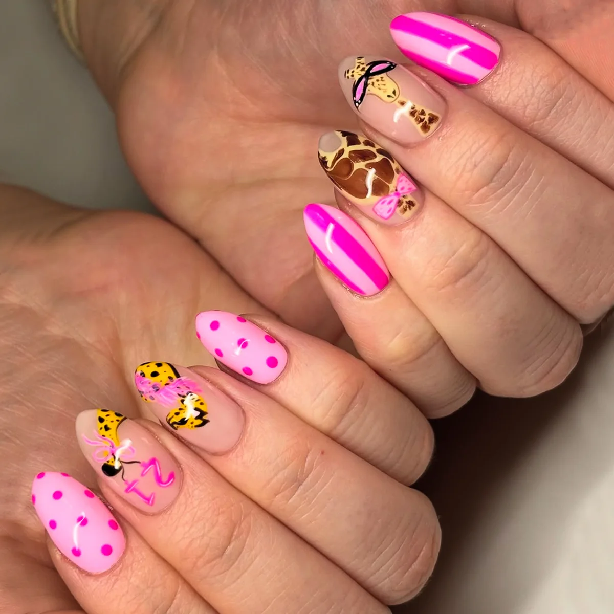 

24PCS Almond Press on Nails Pink Leopard Print European American Fake Nails Cute Nail Art Design False Nails for Women Girls
