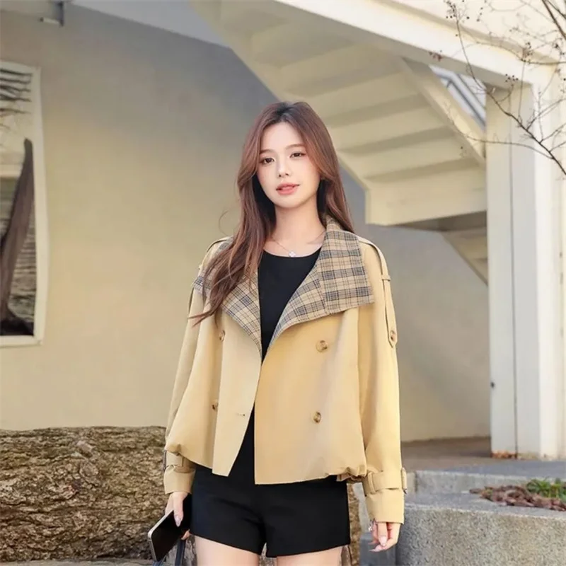 

2024 Spring New Korean Style Fashion Loose Small stature Korean Style Windbreaker Women's Short High end Short Women Coat Trend