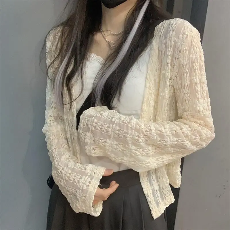 Summer Thin Cardigan Women V-neck Floral Hollow Out Lace Sweet Female Tops Long-sleeve Casual Cardigan Sunscreen Clothing women