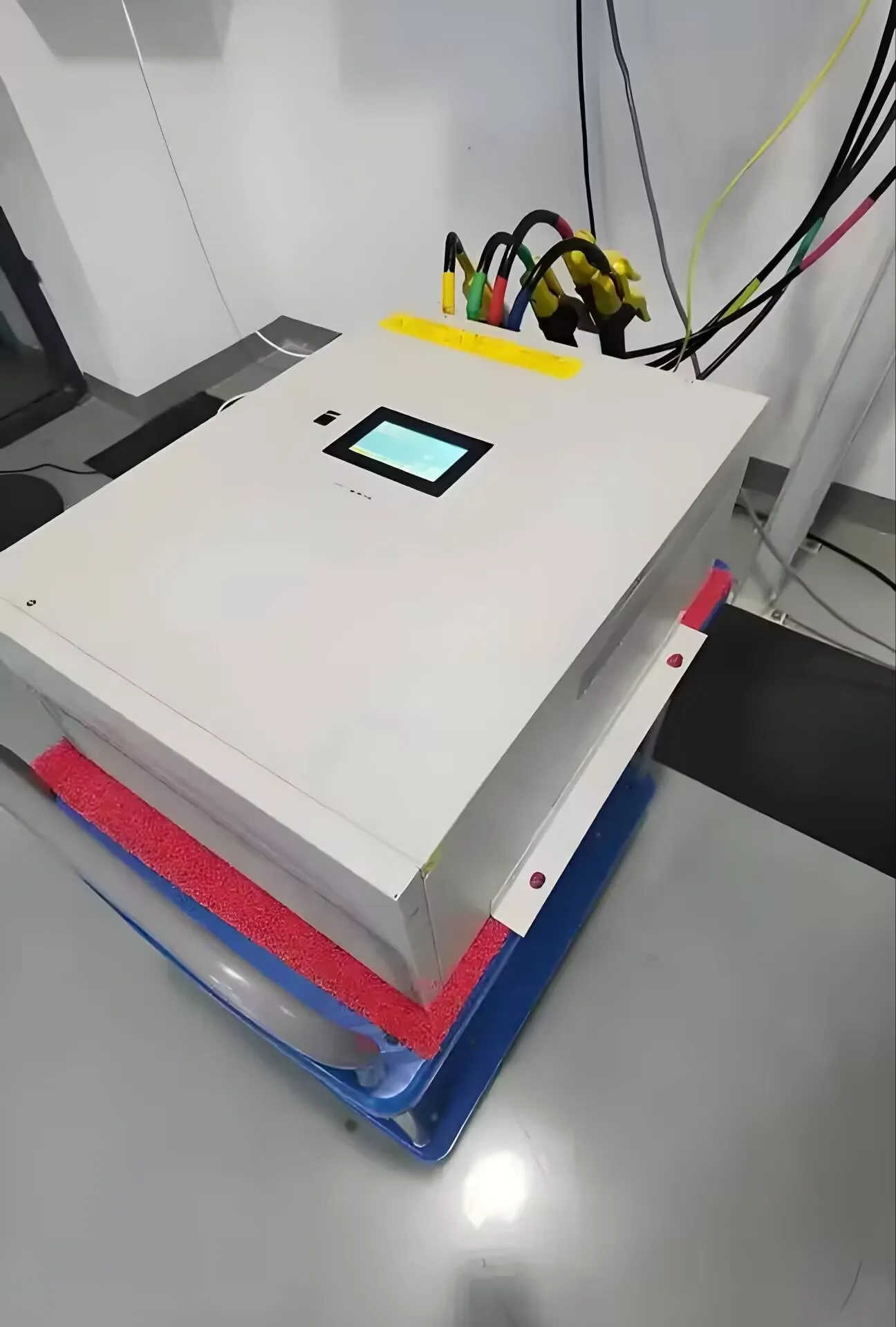 Energía automática activa del material del metal del filtro de la compensación armónica del equipo de distribución