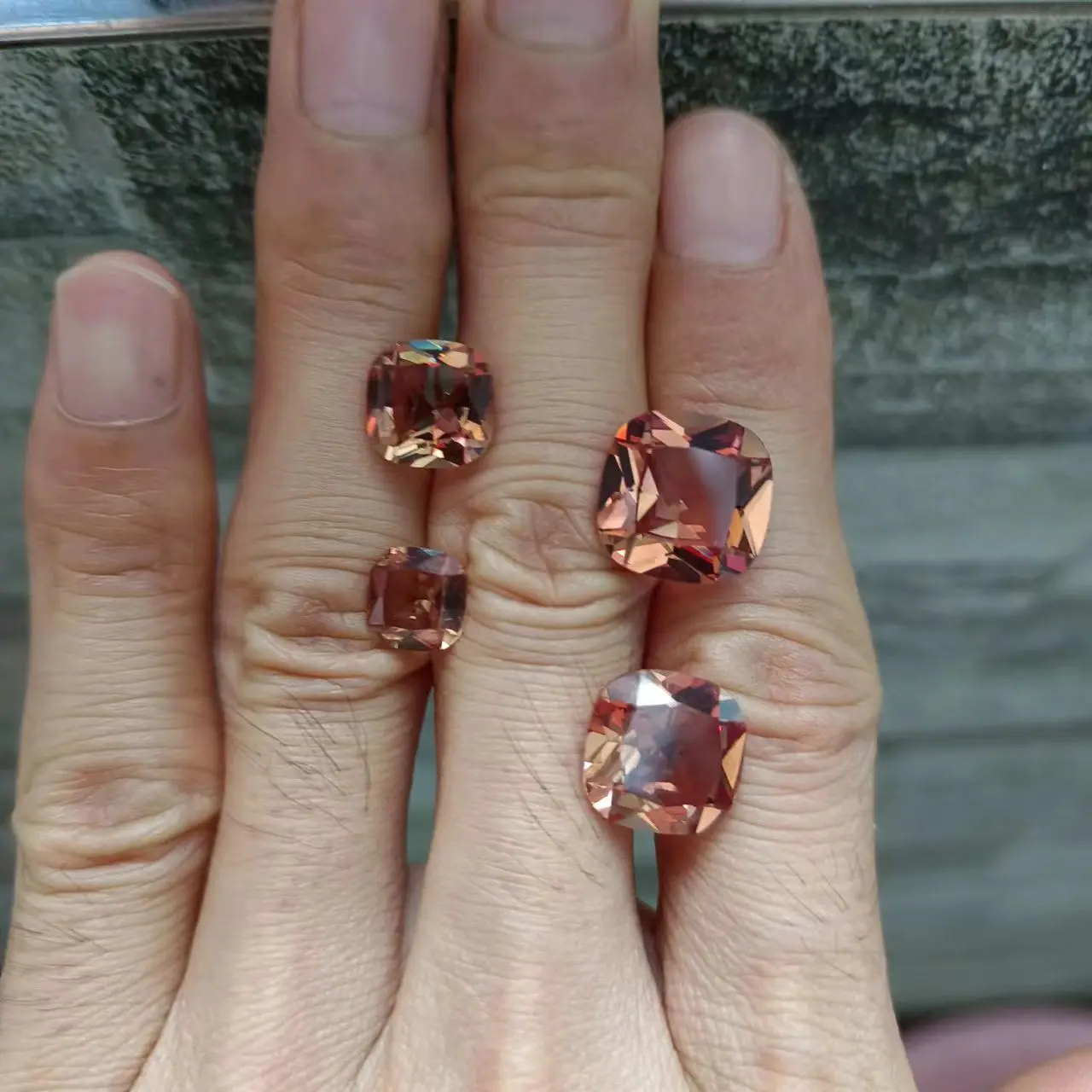 Turkey-stone diaspore color-changing stone Sudan stone ring face jewel square cushion zultanite