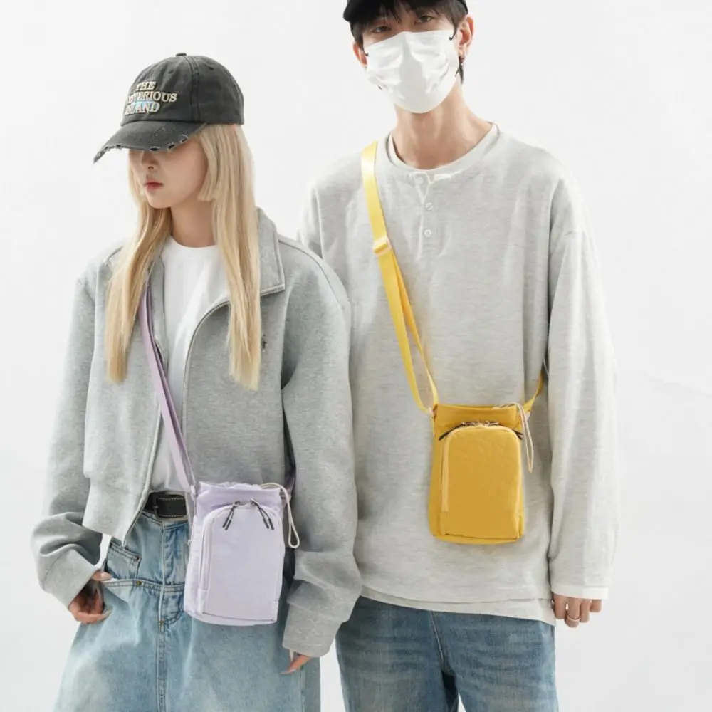 

Shoulder Strap Water Bottle Carrier Bag Front Pocket Waterproof Water Bottle Holder Handle Portable Crossbody Water Bottle Purse