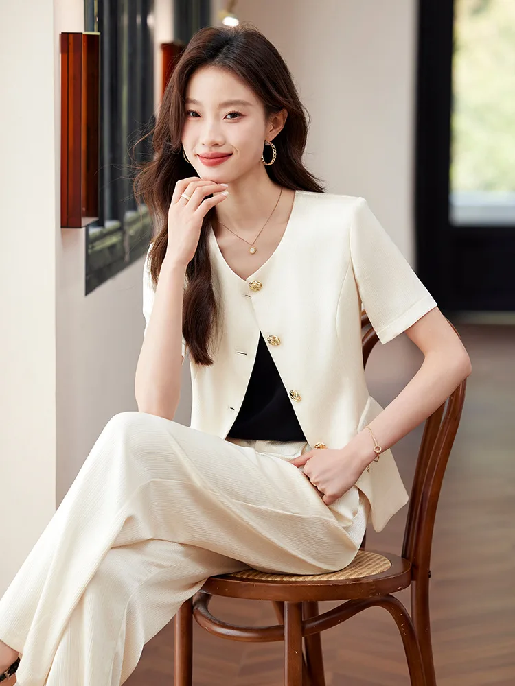 

Fashionable women's suit2025New Summer Thin Casual Short Blazer Two-Piece Set for Petite Individuals