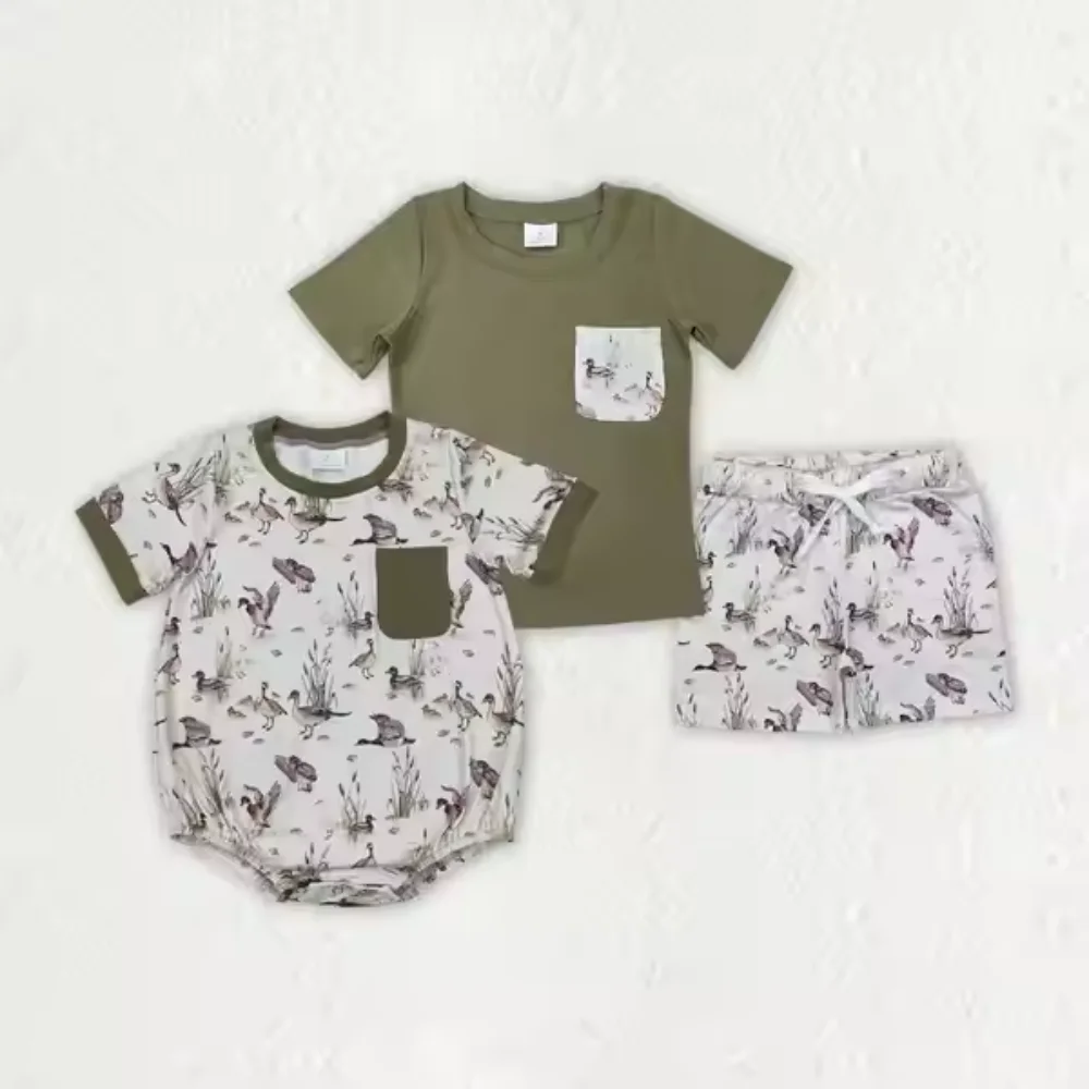 

Wholesale Summer Baby Girl Clothes Short-Sleeved Hunting Ducks Shorts Set