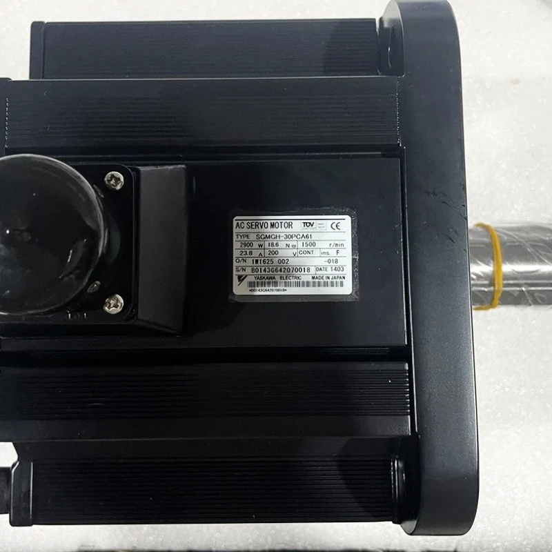 New Yaskawa SGMGH-30PCA61 Servo Motor 1 Year Warranty In Stock