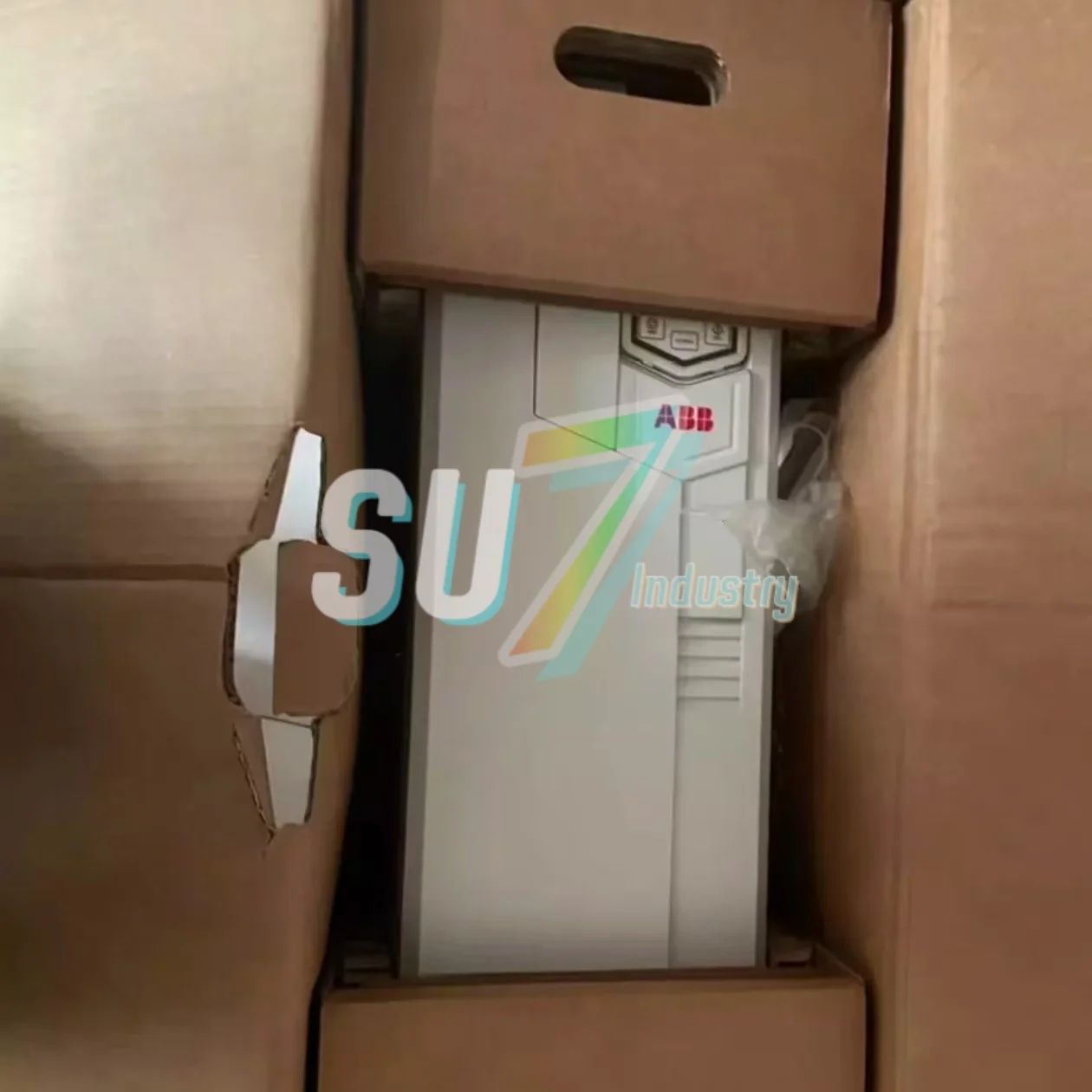 周波数コンバータ 新品オリジナル ACS530-01-062A-4 ACS530-01-073A-4