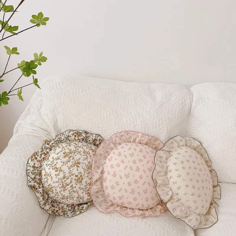 Korean Floral Cotton Round Baby Pillow With Ruffles Muslin Kids Cushion Baby Newborn Bedding Pillows Cushions Room